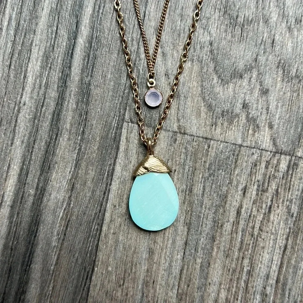 Van Heusen gold chain stone